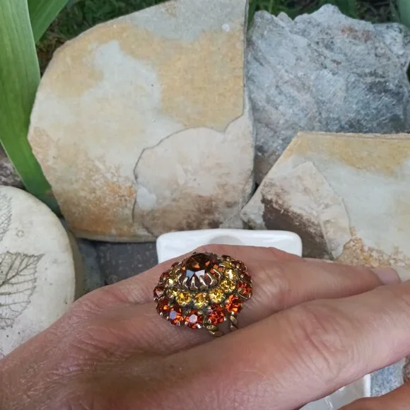 Vintage Austria Estate Oversized Adjustable Rhinestone Ring - Picture 7 of 7